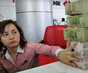 Nửa năm kiếm lãi hơn 10 nghìn tỷ, đại gia đe dọa vị thế ông lớn nhà nước