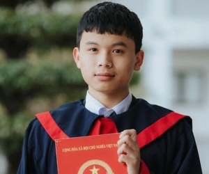 Các thủ khoa Kỳ thi tốt nghiệp THPT của Hà Nội tiết lộ bí quyết học giỏi