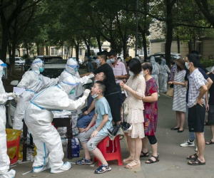 Vũ Hán phong tỏa 1 triệu dân, gợi nhớ thời kỳ đầu đại dịch Covid-19