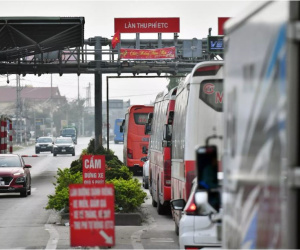 Xe biển giả đi qua trạm thu phí ETC, xe biển thật nằm nhà phải trả tiền