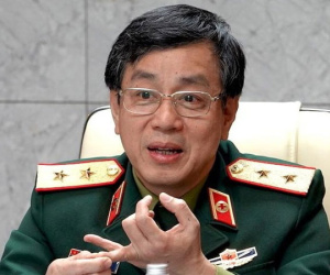 Trung tướng Đỗ Quyết cùng cán bộ HV Quân y 'tiếp tay' Việt Á thế nào?