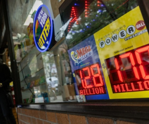 Mỹ: Đã có người trúng giải độc đắc Mega Millions 1,28 tỉ USD