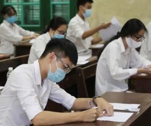 Truy nã nữ quái tổ chức thi hộ ở Hà Nội