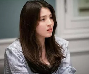 Trước khi đi thêm bước nữa, chị dâu đã gửi lại bố mẹ tôi cuốn sổ đỏ