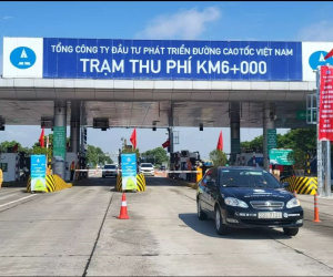 Thu phí tự động không dừng ngày 2/8: Kiên quyết từ chối xe chưa dán thẻ