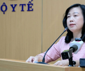 Quyền Bộ trưởng Bộ Y tế Đào Hồng Lan: 'Nguy cơ dịch chồng dịch là hiện hữu'