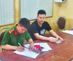 Vận động đối tượng bị truy nã từ Campuchia về nước đầu thú