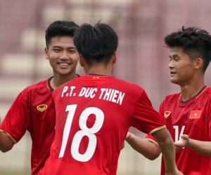 Đè bẹp đối thủ 5-0, tuyển Việt Nam nắm lợi thế vào bán kết giải Đông Nam Á
