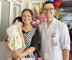 Vợ chồng 10 năm cạn tiền vì 12 lần làm IUI, IVF tìm con