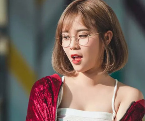 Tình trường MisThy yêu đồng giới: Cô nào cũng scandal mới chịu
