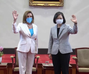 Bà Pelosi gặp gỡ người đứng đầu Đài Loan Thái Anh Văn