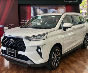 Mất trắng 50 triệu tiền cọc vì đại lý Toyota gài điều khoản bất lợi