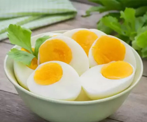 Lý do bạn không nên ăn quá 2 quả trứng trong một ngày