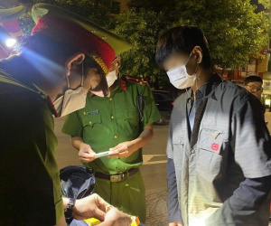 Một nam sinh viên khai nhận hút cần sa để 'tỉnh táo học bài'