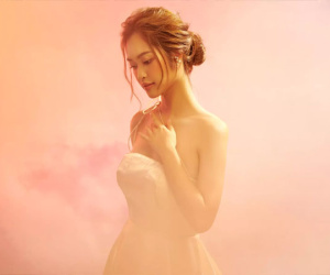 Hoa hậu Nông Thuý Hằng: 'Gia đình bạn trai tôi cực giàu...'