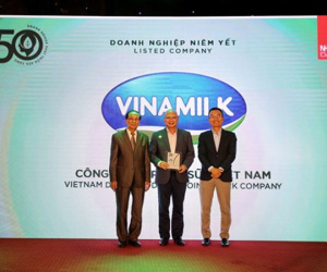 Được đánh giá cao về 'E-S-G', Vinamilk nhận giải Phát triển Bền vững 2022