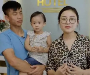 Vợ hot girl xuề xòa, xuống sắc sau 2 năm lấy Phan Văn Đức
