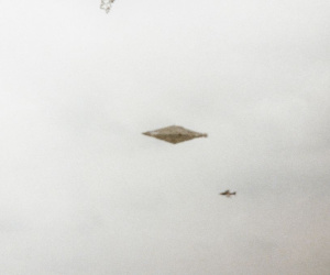 Ảnh chụp UFO 'rõ nhất thế giới' được công bố lần đầu sau 30 năm giữ bí mật tuyệt đối