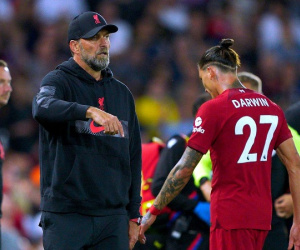 Tiền đạo đắt giá nhất lịch sử nhận thẻ đỏ vì 'thiết đầu công', Klopp phản ứng không ngờ
