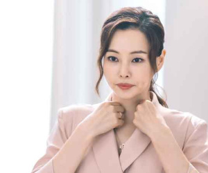 7 đặc điểm dáng bàn tay phụ nữ tài ba, 'tay không lập nghiệp, gánh vác giang sơn'