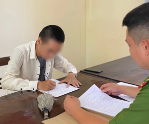 Mất 50 triệu vẫn chưa thể chuộc con đang bị giam lỏng ở Campuchia