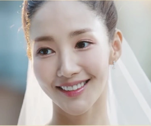 Park Min Young mặc áo cô dâu đẹp xuất sắc, nhan sắc khiến ai nấy cũng trầm trồ