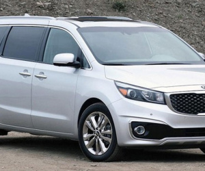 Kia triệu hồi gần 30.000 xe Sedona và Sorento vì lỗi cần số