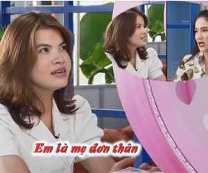 Mẹ đơn thân xinh đẹp dắt con gái 9 tuổi đi hẹn hò tìm chồng mới