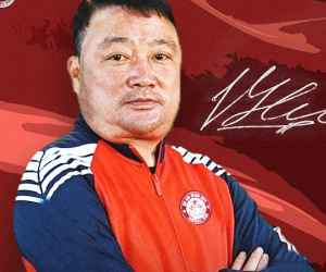 HLV Trương Việt Hoàng chính thức có bến đỗ mới, trở thành thầy của Lee Nguyễn