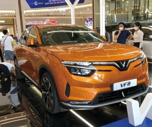 Loạt ô tô giảm giá hấp dẫn cuối tháng cô hồn