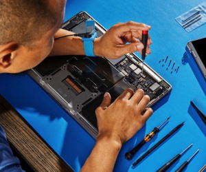 Apple cho người dùng tự sửa MacBook Pro và MacBook Air M1