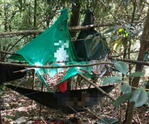 Hai bộ xương khô trên võng mắc trong rừng: Hiện trường hiểm trở, phát hiện nhiều đồ cá nhân