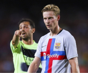 Liverpool sốt sắng nhảy vào tranh Frenkie de Jong