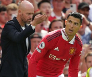 Ten Hag và 9 ngày xoay chuyển MU