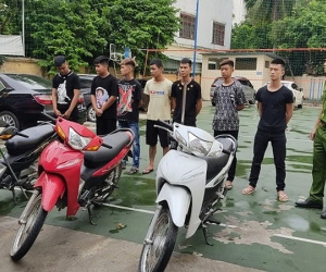 Hải Dương: Điều tra nhóm thiếu niên dùng hung khí đánh người đi đường