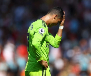 Ronaldo chạy trước vẫn đuối: Thôi hết chiêm bao!
