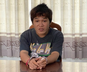 Đâm chết cha dượng vì bị mắng