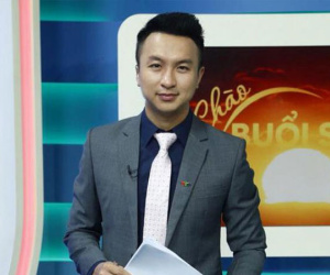 MC nổi tiếng VTV bị tai nạn giao thông: Gãy xương phải làm đại phẫu, mọi sinh hoạt phải nhờ người thân