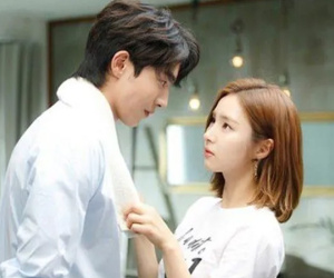 Vừa cưới xong, vợ trẻ chết lặng phát hiện 'công việc' mang đến thu nhập thừa ăn thừa tiêu cho chồng