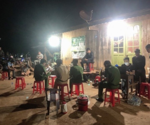 Kề dao vào cổ doạ giết, ép thương lái bán cau giá thấp