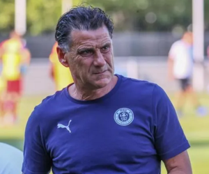HLV Pau FC mắng Quang Hải và đồng đội: 'Tốt nhất các anh nên đổi nghề'