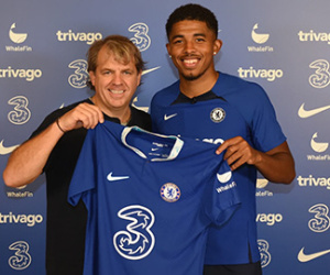 Chelsea ký hợp đồng với 'hậu vệ trẻ hay nhất thế giới'