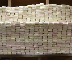 Phát hiện hơn 680kg cocaine trong lô hàng... tã giấy trẻ em