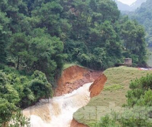 Kinh hãi sự cố vỡ đập ở Lạng Sơn