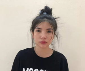 Cô gái xinh đẹp bị bắt quả tang tàng trữ ma túy