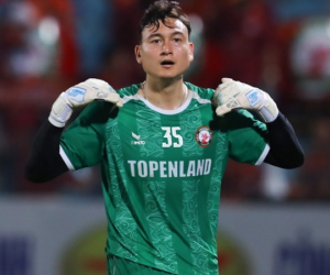 Đặng Văn Lâm tỏa sáng, Hà Nội FC thất bại trước Bình Định