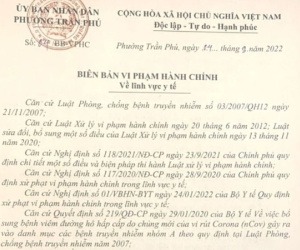 Lập biên bản vi phạm hành chính phụ huynh không cho con tiêm vắc xin Covid-19
