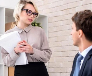Thư ký trẻ 'buông câu', giám đốc già 'say mồi' rồi muối mặt ngậm đắng nuốt cay tay trắng 'về vườn'