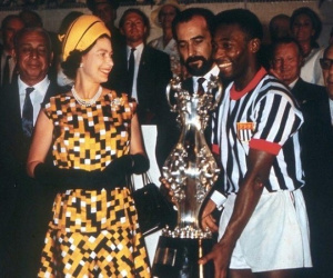 Pele, Mourinho và thế giới thể thao thương tiếc nữ hoàng Elizabeth