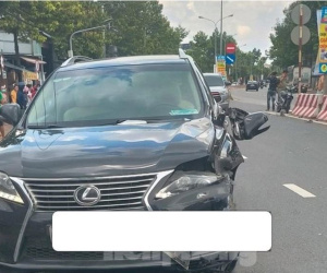 Va chạm với ô tô Lexus, nam thanh niên bị đứt lìa chân